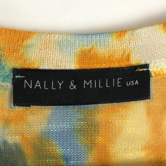 Nally & Millie Colorful Animal Print Oversized Short Sleeve Top Small Medium - Picture 6 of 7
